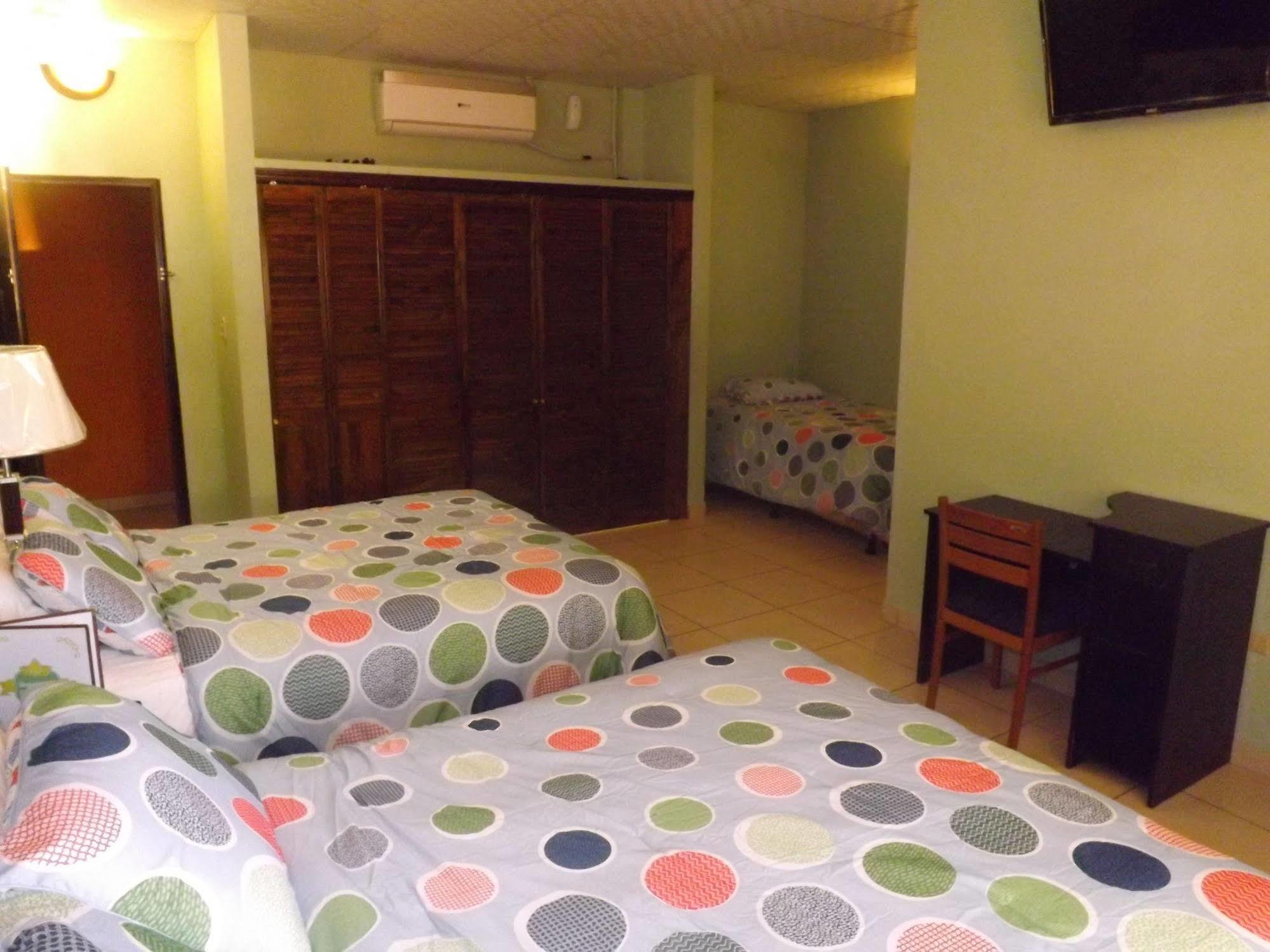 Aparthotel Real Guanacaste San Pedro Sula Esterno foto